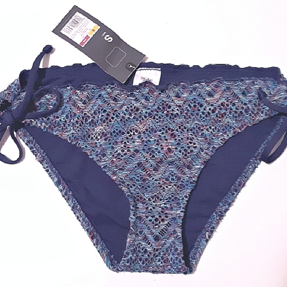 NWT- Mossimo Blue Crocheted Bikini Bottom-S - Picture 2 of 6